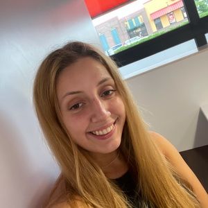 Meet your Posher, Marisa